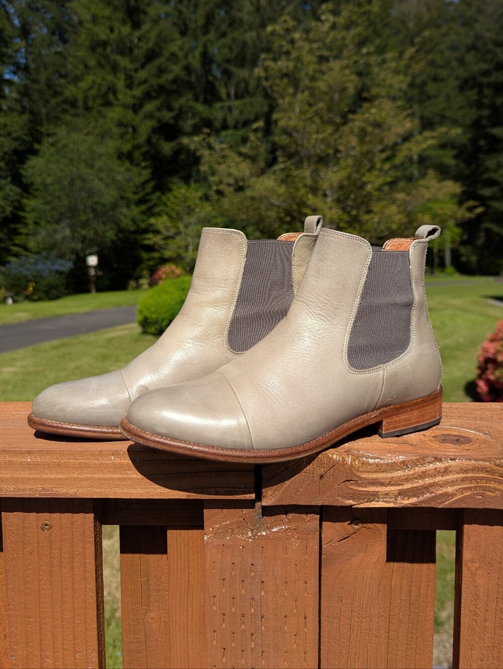Ten Points Diana Gray Leather Chelsea Boots Women's EU 39